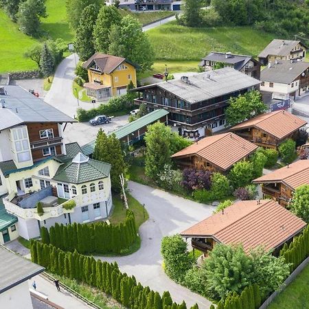 Apartment In Fuegen With A Shared Wellness Eksteriør bilde